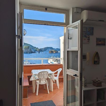 Ponza Holiday Homes - Porto Bagian luar foto