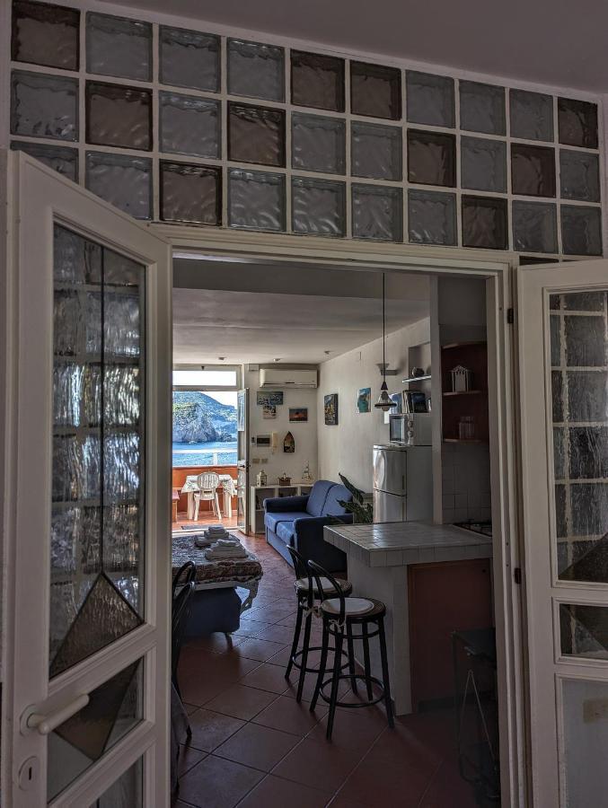 Ponza Holiday Homes - Porto Bagian luar foto